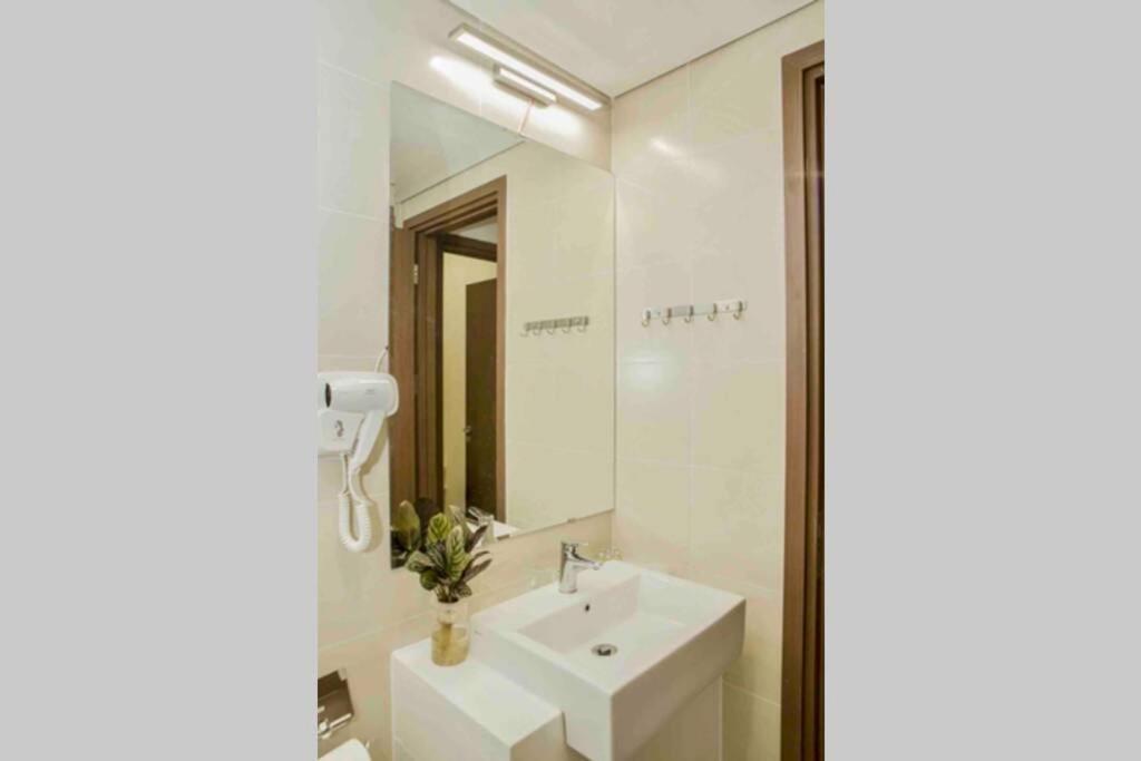 Bom Homes- The Sapphire Ha Long Residence Apartment Exterior foto